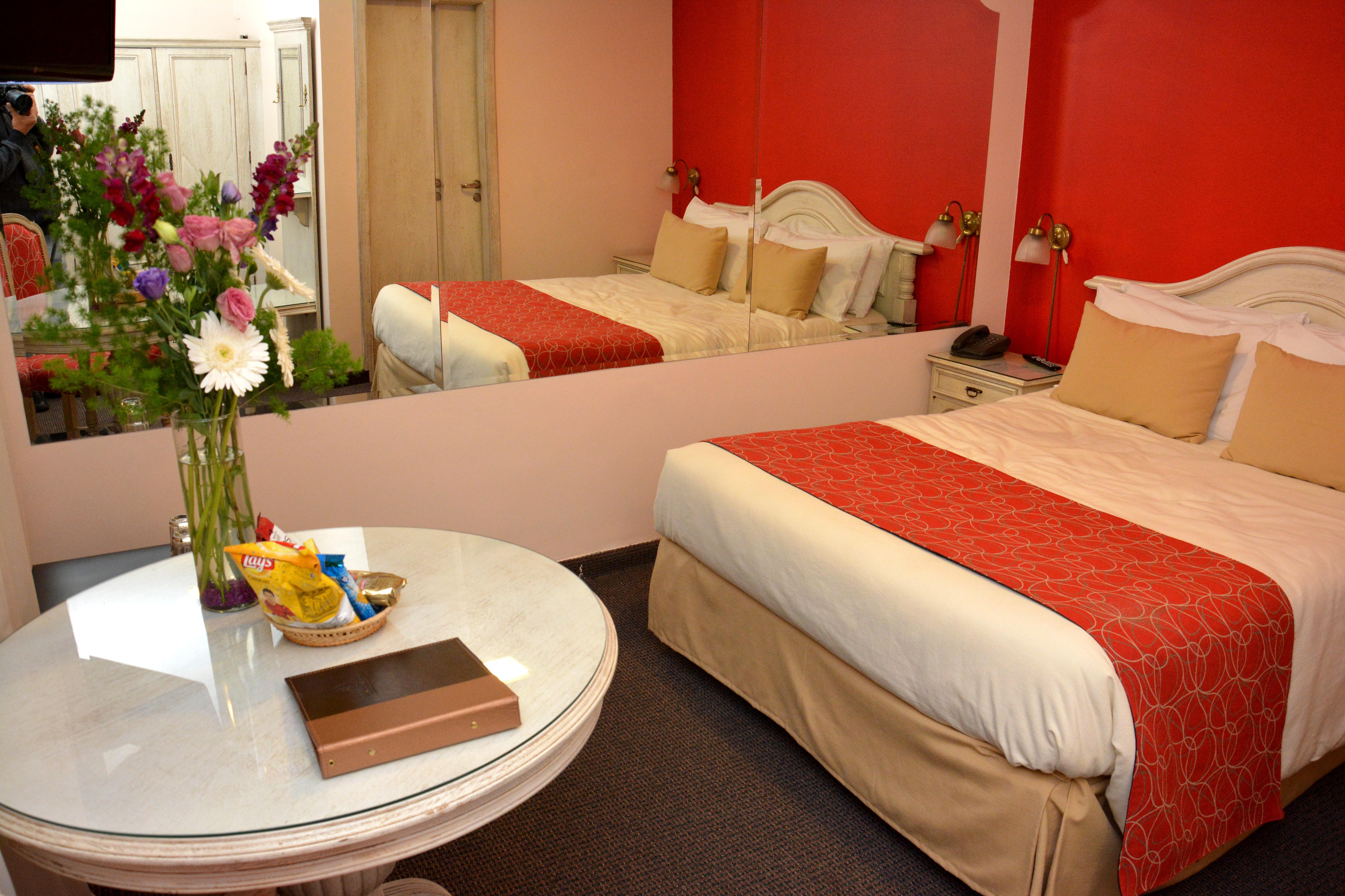 Centuria Hotel Buenos Aires Extérieur photo