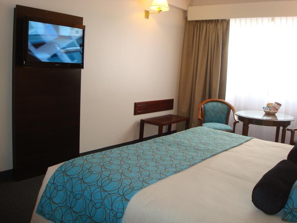 Centuria Hotel Buenos Aires Extérieur photo